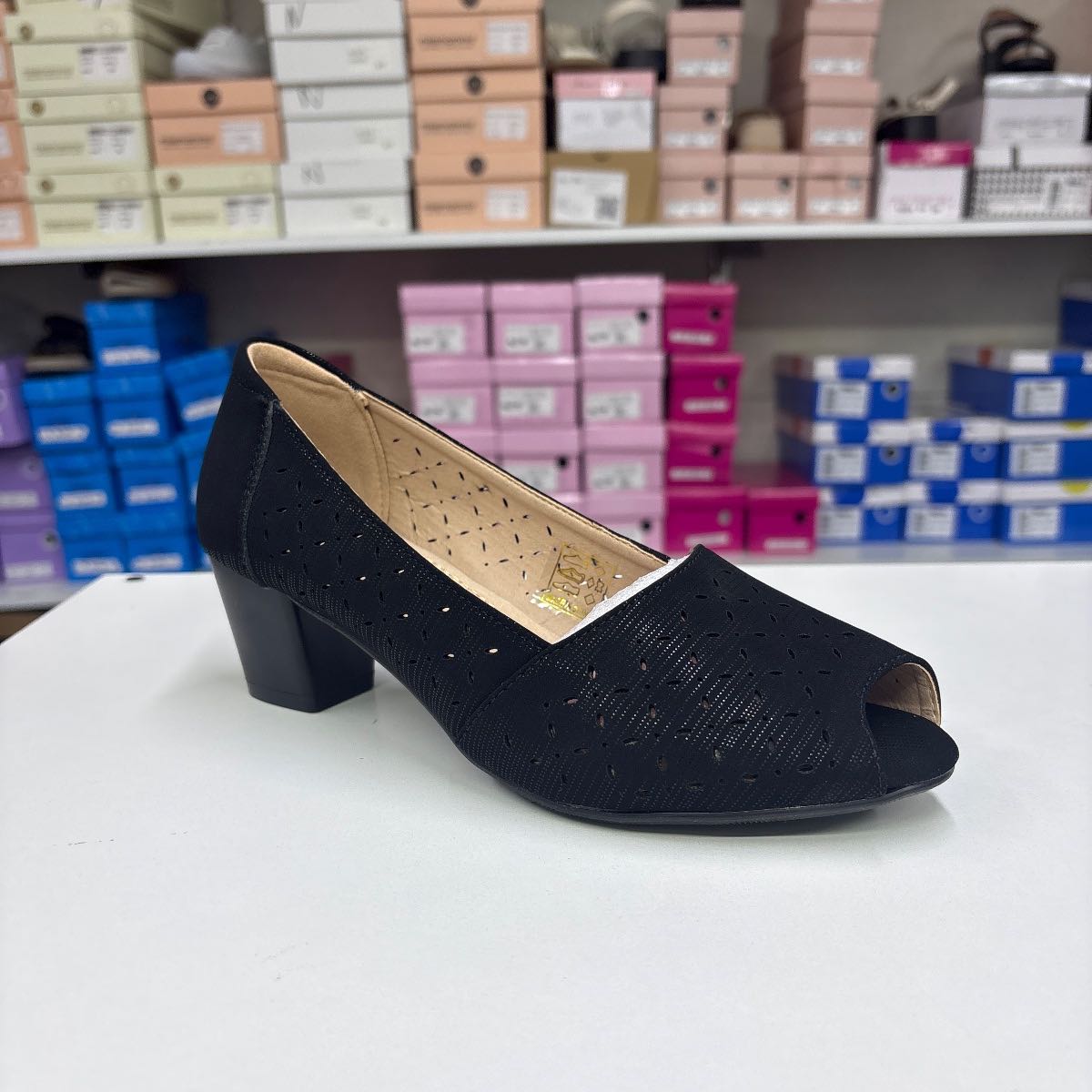 Pantofi Dama 100 B 303 comozi, negri, toc gros