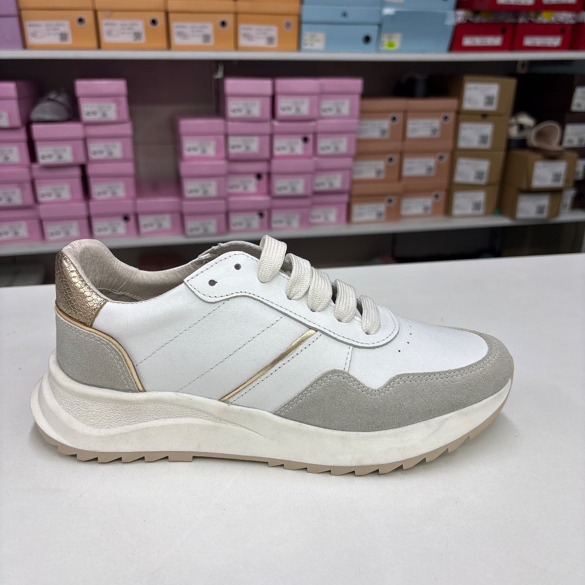 Sneakers Dama 250 MED