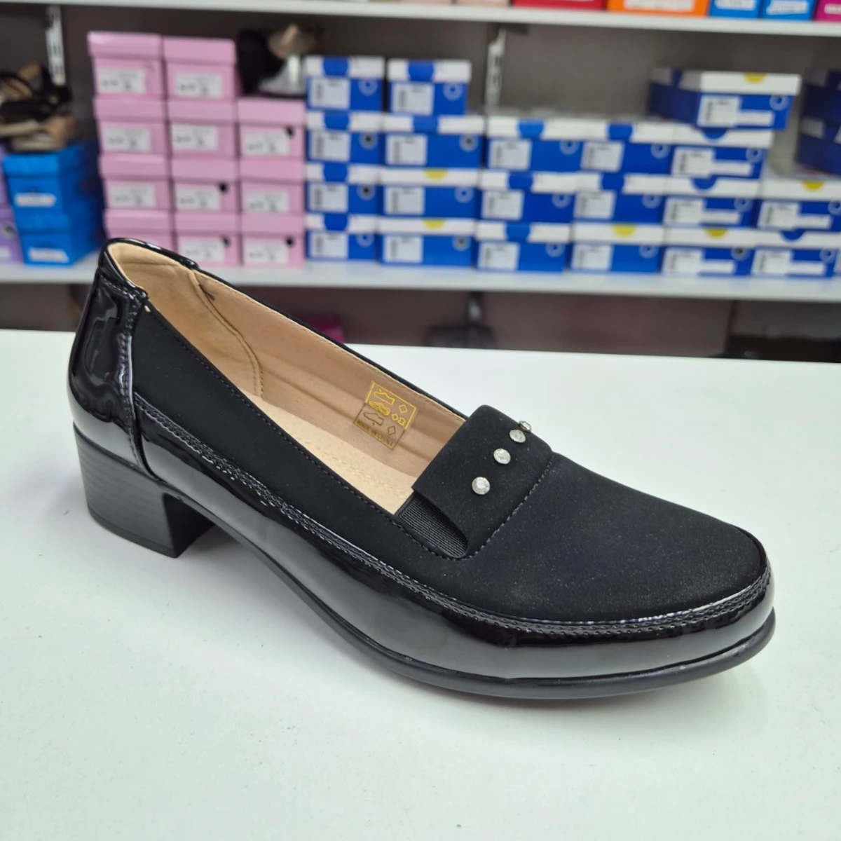 Pantofi Dama 125 Q189 comozi, negri, toc mic